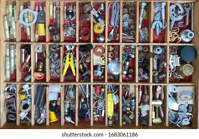 This Is A Tray Of Random Electrical Components. It Can Be Used As A Background Or An Eye Spy Game.