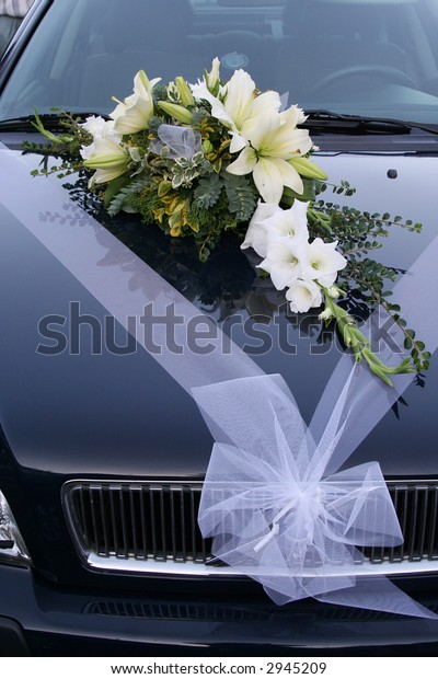 This Wedding Car Decoration Flower Bouquet Stock Photo 2945209 ...