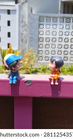 This doll—meeting without sharing stories, and parting without saying much.