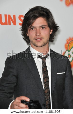 Thomas McDonell girl