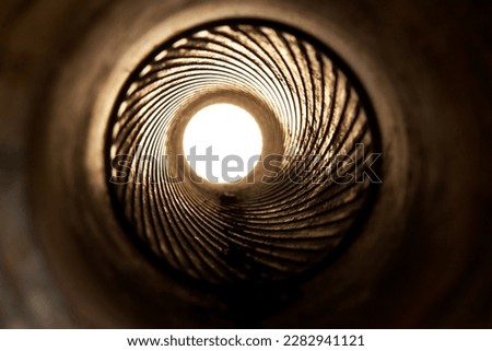 thread in the rifled barrel of a mine-thrower