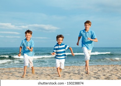 Three Brothers Are Running On Beach, Outdoor