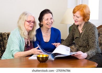 11,427 Three middle aged women Images, Stock Photos & Vectors ...