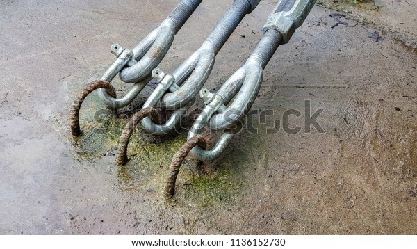 Three Heads Bridge Sling Hold Iron Stock Photo Edit Now 1136152730