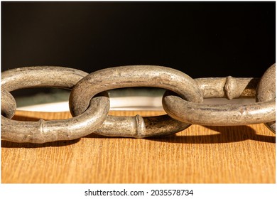 Three Heavy Links Chain Stock Photo 2035578734 | Shutterstock