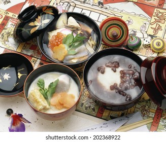 Three Kinds Of Tteokguk