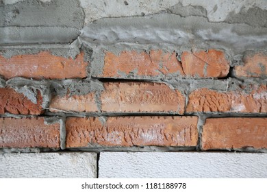 Three Layer Of Adobe Bricks Are Using For Construction Between Wall And Beam In Order To Eliminate A Gap Of Structure. After That, Builder Will Coat Cement Concrete In Make Surface Smooth.