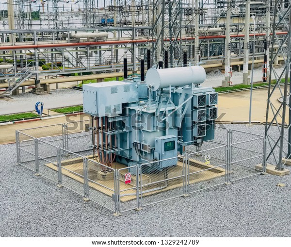 Three phase Big Electric Power high volt transformer in substation