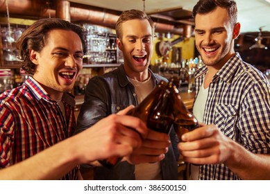 17,714 Beer Bottle Sitting Images, Stock Photos & Vectors | Shutterstock