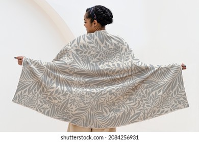 Throw Blanket Mockup In Floral Pattern