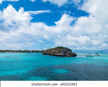 Thunderball Grotto Next To Warderick Wells Cay, In The Exumas Land And Sea Park, Bahamas.