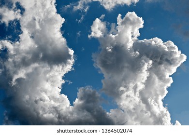a thunderstorm is coming
