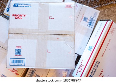 Tiffin, Iowa, USA;  12-2020:  United States Postal Service Priority Mail Flat Rate Shipping Boxes And Material