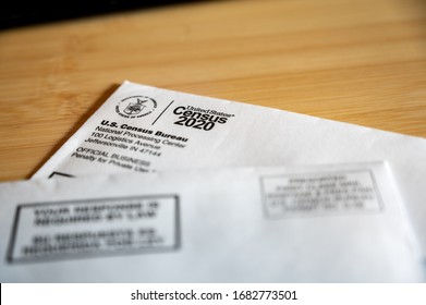 Tiffin, Iowa, USA - 3/2020:  2020 US Census Mail Envelope And Form.   