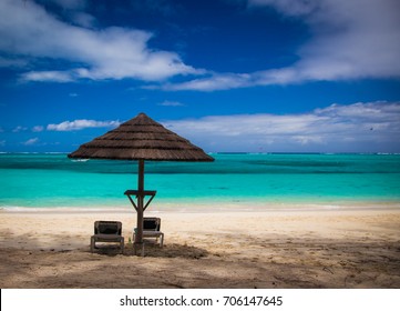 Tiki Hut And Lounger