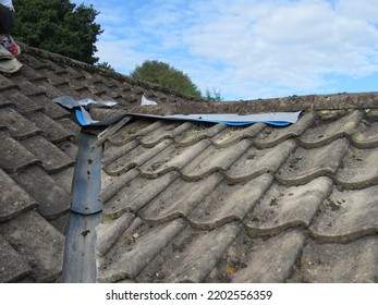 Tiled Roof Ridge Line Repairs