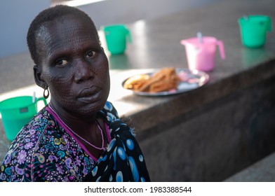 Tilonia, Rajasthan, India, 6 September 2011: Woman From South Africa  At Barefoot College, Relaxing During Lunch Break.