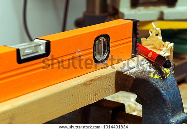 spirit level storage