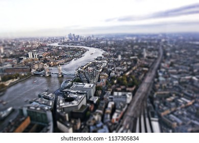 Time Lapse Tilt Shift Of London Skyline