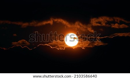 Time Lapse Time-lapse Timelapse Of Full Moon Moonrise In Evening Clouds Cloudscape.