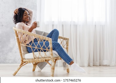 170,350 African American Woman Sitting Images, Stock Photos & Vectors ...