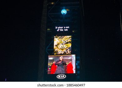 Time Square NYC, New Years Eve - USA December 31st 2020. A Nearly Empty Times Square During The Pandemic: Credit Kevin RC Wilson