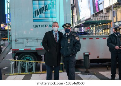 Time Square NYC, New Years Eve - USA December 31st 2020. A Nearly Empty Times Square During The Pandemic: Credit Kevin RC Wilson