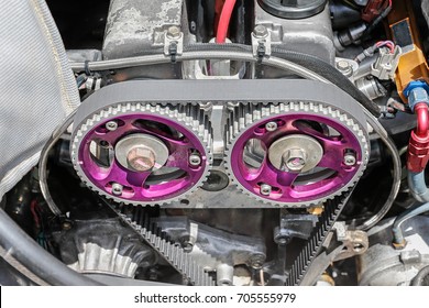 Timing belt and camshaft sprocket in engine