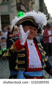 military feather hat