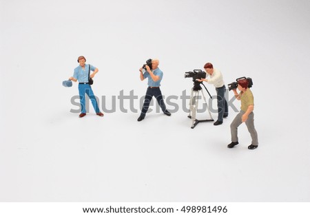 the tiny of figure  theme broad cast 