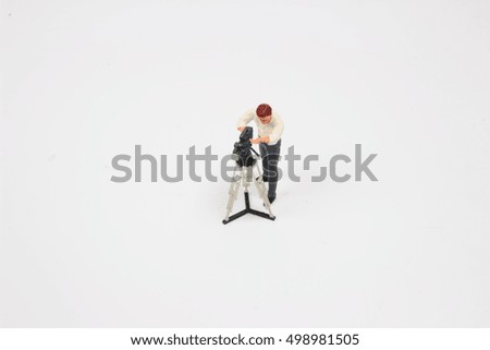 the tiny of figure  theme broad cast 