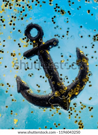 Tiny model anchor for decorative purposes