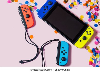 Nintendo Switch Controller Images Stock Photos Vectors Shutterstock Nintendo Switch Controller Images Stock Photos Vectors Shutterstock