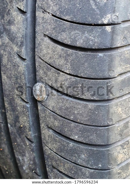 the tire protector got a self-tapping screw, a\
punctured wheel
