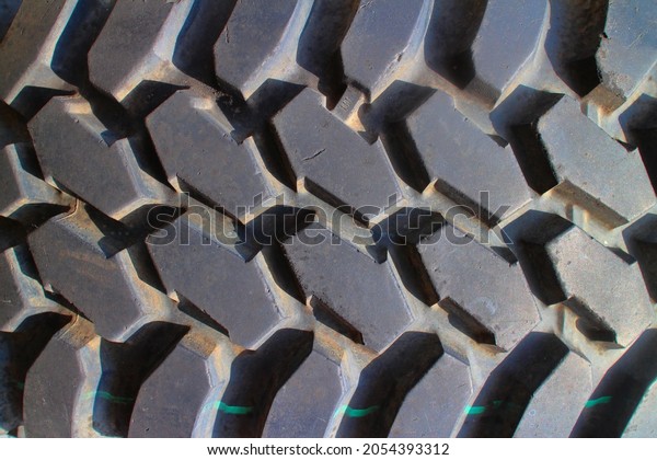 tire texture of a 4x4\
transmission car