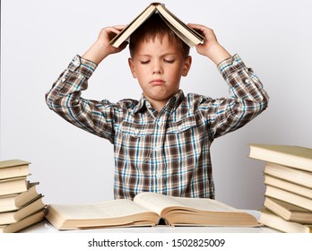 18,744 Book bored Images, Stock Photos & Vectors | Shutterstock