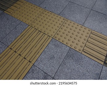 619 Braille Paving Block Images, Stock Photos & Vectors | Shutterstock