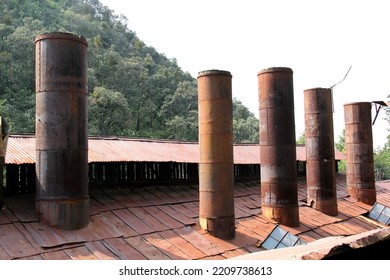 Tlalpujahua Michoacan, Mexico - Oct 12 2014: Mining Technology Museum Of The 19th Century, Dos Estrellas Mine, Producer Of Gold And Silver, With Sinkhole, Maintenance Workshops, Gardens In The Forest