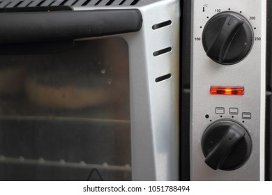 Toasting Bread Rolls Electric Oven Stock Photo 1051788494 | Shutterstock