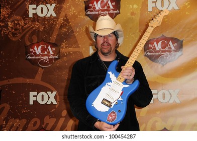 Toby Keith At The 2010 American Country Awards Press Room, MGM Grand Hotel, Las Vegas, NV. 12-06-10