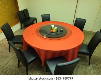 Tochigi, Japan - September 28, 2020 : Lazy Susan At Chinese Restaurant.