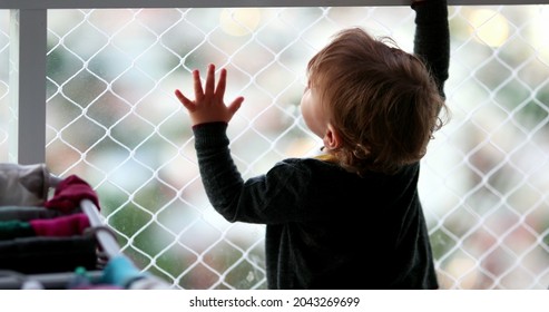 1,188 Child Leaning On Window Images, Stock Photos & Vectors | Shutterstock