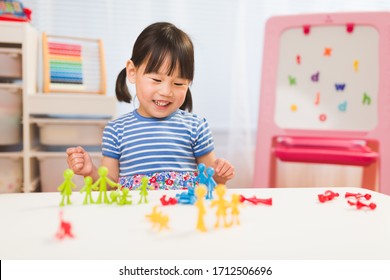 toddler girl learning counting and math for homeschooling