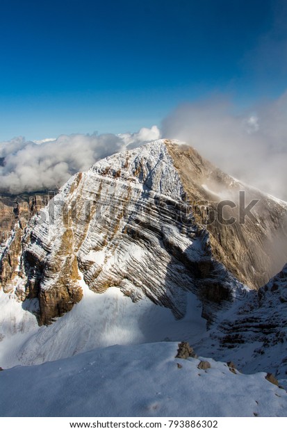 Tofana Di Dentro View Tofana Di Stock Photo Edit Now 793886302