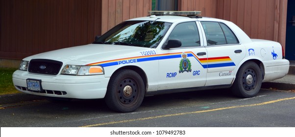 200 Mounted trooper Images, Stock Photos & Vectors | Shutterstock