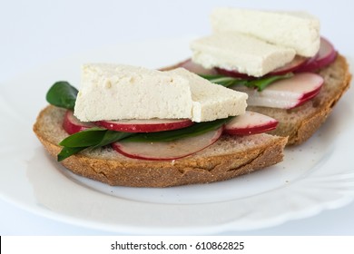 Tofu And Radish Sandwich 