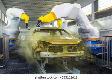 TOGLIATTI, RUSSIA - JUNE 09: Paint Shop B0 Platform. Robots painting body of LADA XRAY Car in Automobile Factory AVTOVAZ on June 09, 2015 in Togliatti