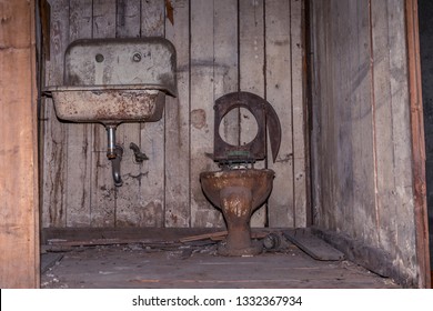 Toilet In The Seattle Underground