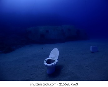 toilet wreck uderwater pollution ship wreck rubbish on ocean floor