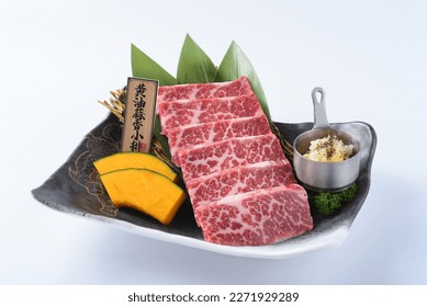 tokujoh Karubi Boneless rib - Front ,lower rib section, for Japanese bbq or Korea bbq。Translate：“黃油蒜香小排”meaning is dish name。